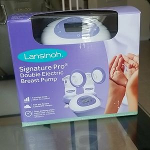 NWT breastpump- never used.